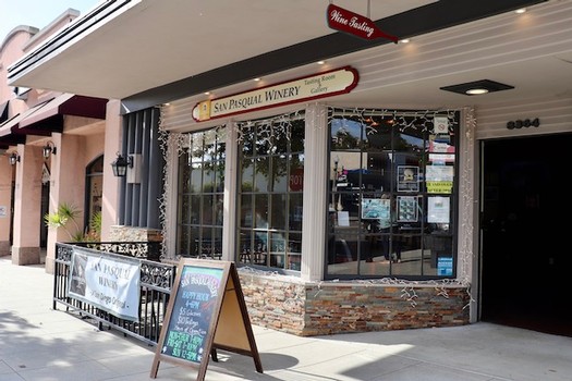 La Mesa Boulevard Tasting Room exterior